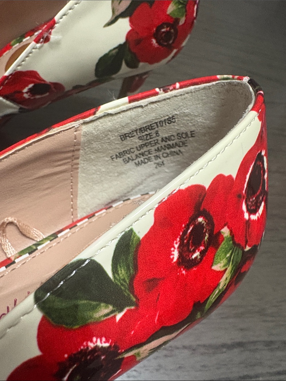 Betsey Johnson Red Floral Pointed Toe Bow Heels - Picture 3 of 8